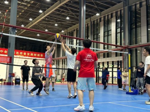 “气”势如虹 热血澎“排”